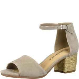 Bella Vita Women's Fable Quarterstrap Sandal Beige Kidsuede Leather 7M